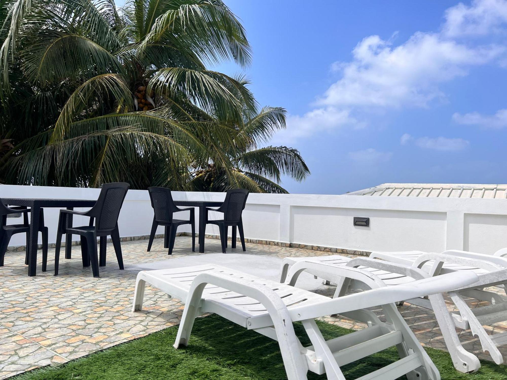 Biosphere Inn Dharavandhoo Exteriör bild
